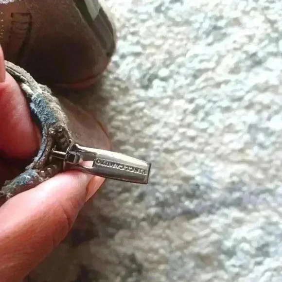 Vince Camuto Prasata Leather Bootie - Picture 12 of 13